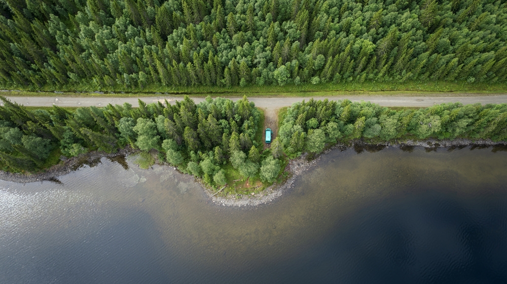 Le lac Kycklingnet sur la route de Vildmarksvägen